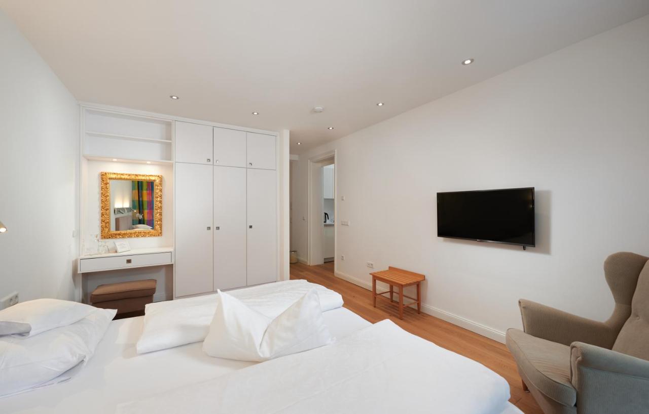 35Qm Deluxe Apartment Suites Im Stil Design Hotel Vosteen Naehe Der Kaiserburg Nuremberg Ngoại thất bức ảnh